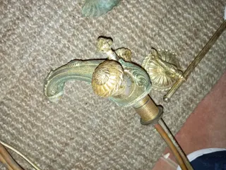 Conjunto baño metal dorado acabado en oro