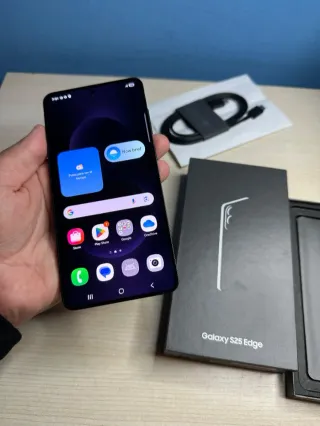 Samsung Galaxy S25 Edge 256GB Negro como nuevo!!