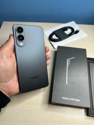 Samsung Galaxy S25 Edge 256GB Negro como nuevo!!