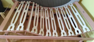 Cama articulada con mando