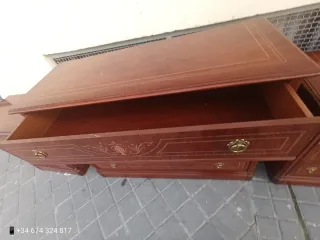 Conjunto cómoda y mesillas de noche