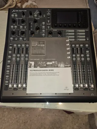 Behringer X32 Producer Digital Mixer – Nuevo
