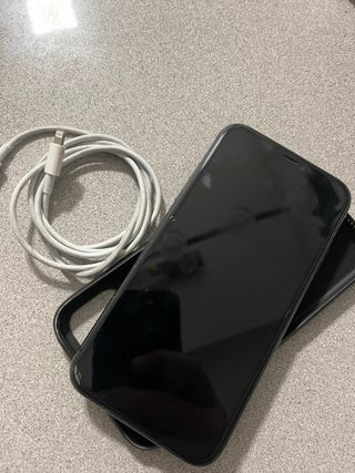 Iphone 11 128gb en buen estado.