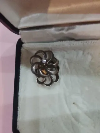 Orecchini fiore argento con rubino