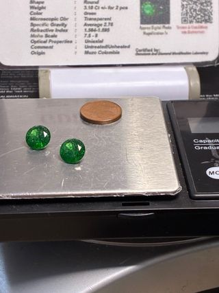 Esmeraldas Muzo Colombianas 3.10 + 3.10 = 6.20’Ct