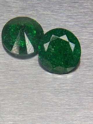 Esmeraldas Muzo Colombianas 3.10 + 3.10 = 6.20’Ct