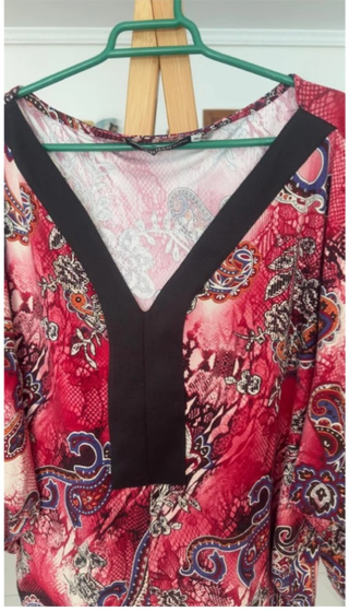 Túnica estampada multicolor