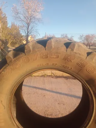 2 Ruedas Tractor Pirelli 460/85 R38