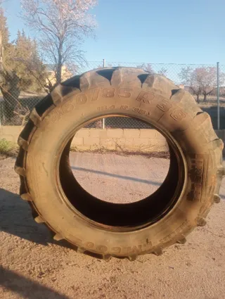 2 Ruedas Tractor Pirelli 460/85 R38