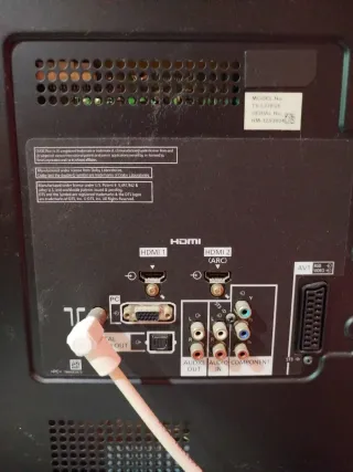 TV Panasonic 37" LED Full HD con mando