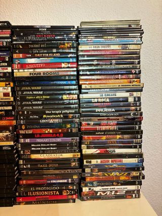 Lote 176 DVD's  –Matrix, Star Wars, El Padrino