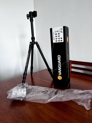 Tripode Vanguard Vesta 204CB