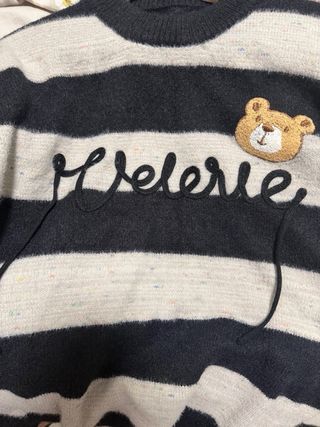 Jersey de osito a rayas muy bonito y suave