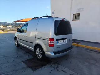 Volkswagen Caddy 2013