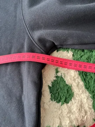 Sudadera Supreme Negra