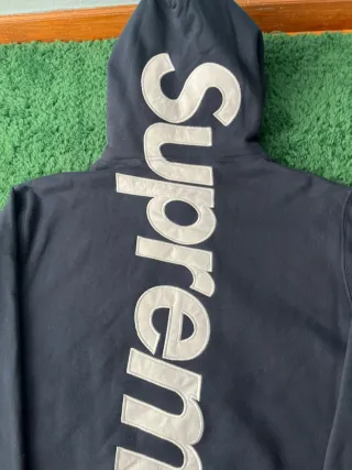 Sudadera Supreme Negra
