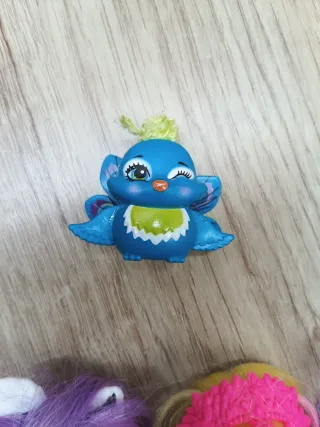 4 Muñecas Enchantimals y Mascota