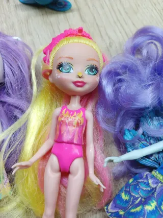 4 Muñecas Enchantimals y Mascota
