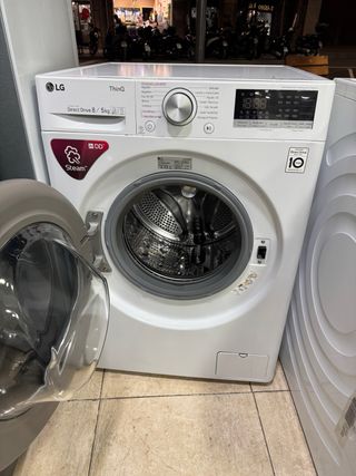 Lavadora LG ThinQ 8kg Steam