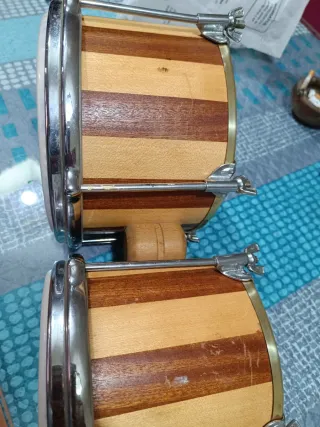 Bongos de madera