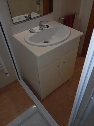 Mueble de lavabo completo con espejo
