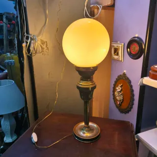 Lámpara de mesa bronce y cristal