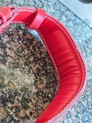 Cinturón de musculación Pro Supps rojo