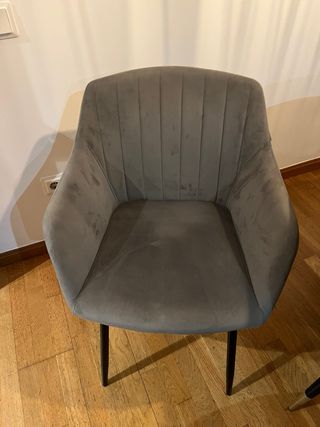 Mesa comedor redonda y 4 sillas