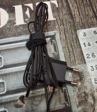Cargador Nokia clavija fina