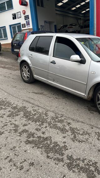 Volkswagen Golf 2001