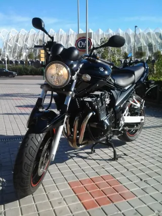 Suzuki GSF Bandit 650 Negra. ✔- Unico Propietario.