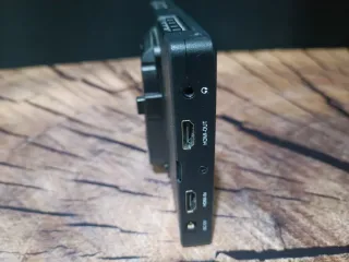 Monitor Feelworld 7 con baterías