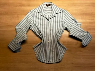 Camisa mujetr rayas azul grisáceo. Marca MIXT