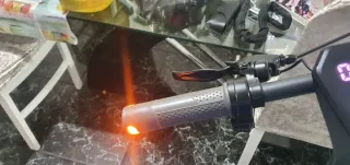 Patinete eléctrico HIQIS casi nuevo