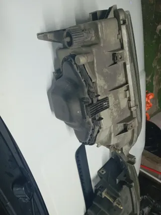 Faros Renault 19 (2 unidades)