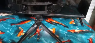 Trípode para móvil con doble sujeción