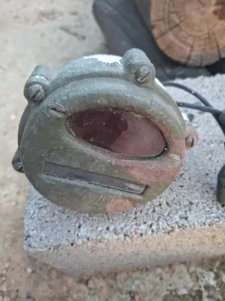 Focos militares para restaurar. Precio unidad.