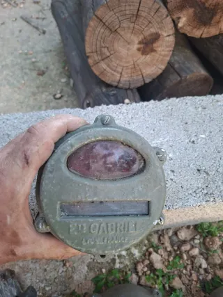 Focos militares para restaurar. Precio unidad.