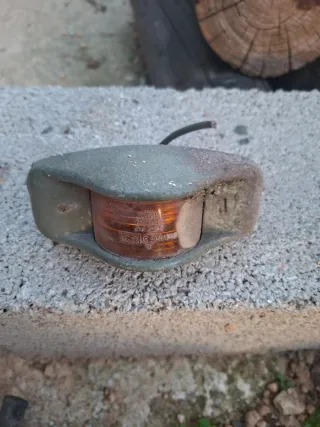 Focos militares para restaurar. Precio unidad.