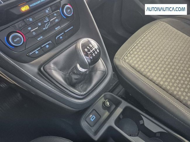 Ford Transit Connect 2021, foto 4