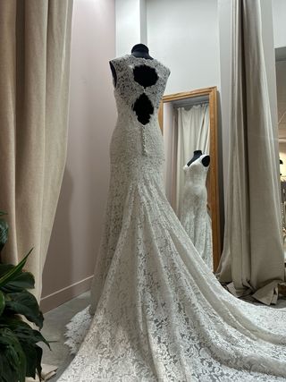 Vestido de novia Aire Barcelona Rosa Clará encaje