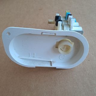 Válvulas entrada água máquina lavar roupa