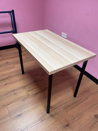 Mesa escritorio Ikea madera y metal