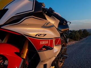 Yamaha R7 Edición 60 Aniversario