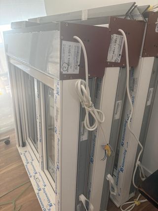 Ventana con persiana