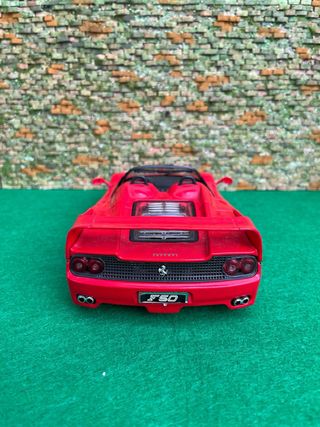 Ferrari F50 (1995) – Escala 1:18 – Maisto