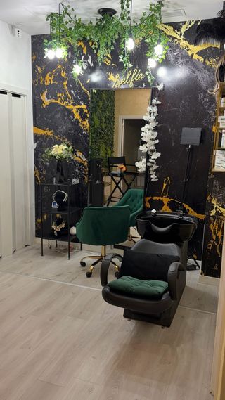 Espacios para uñas, peluquería y estética