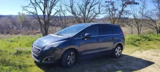 Peugeot 5008 2015