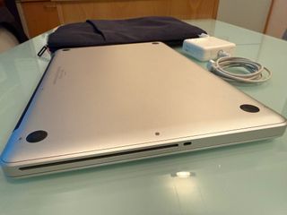 MacBook Pro 15" i7 Quad-Core ssd display antiglare