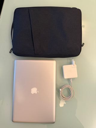 MacBook Pro 15" i7 Quad-Core ssd display antiglare